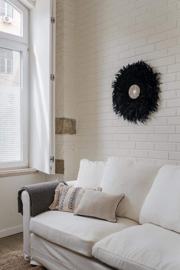 Casa Boma Lisboa - Design Apartment With Private Vegetal Terrace - Lapa VII 외부 사진